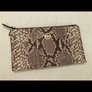 Michael Kors wristlet